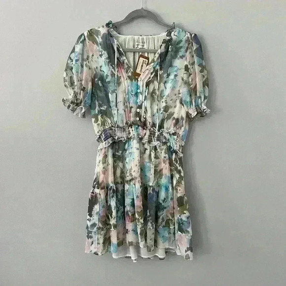 Willa Story NWT Floral Print Flutter Dress Size Medium - Picture 1 of 5